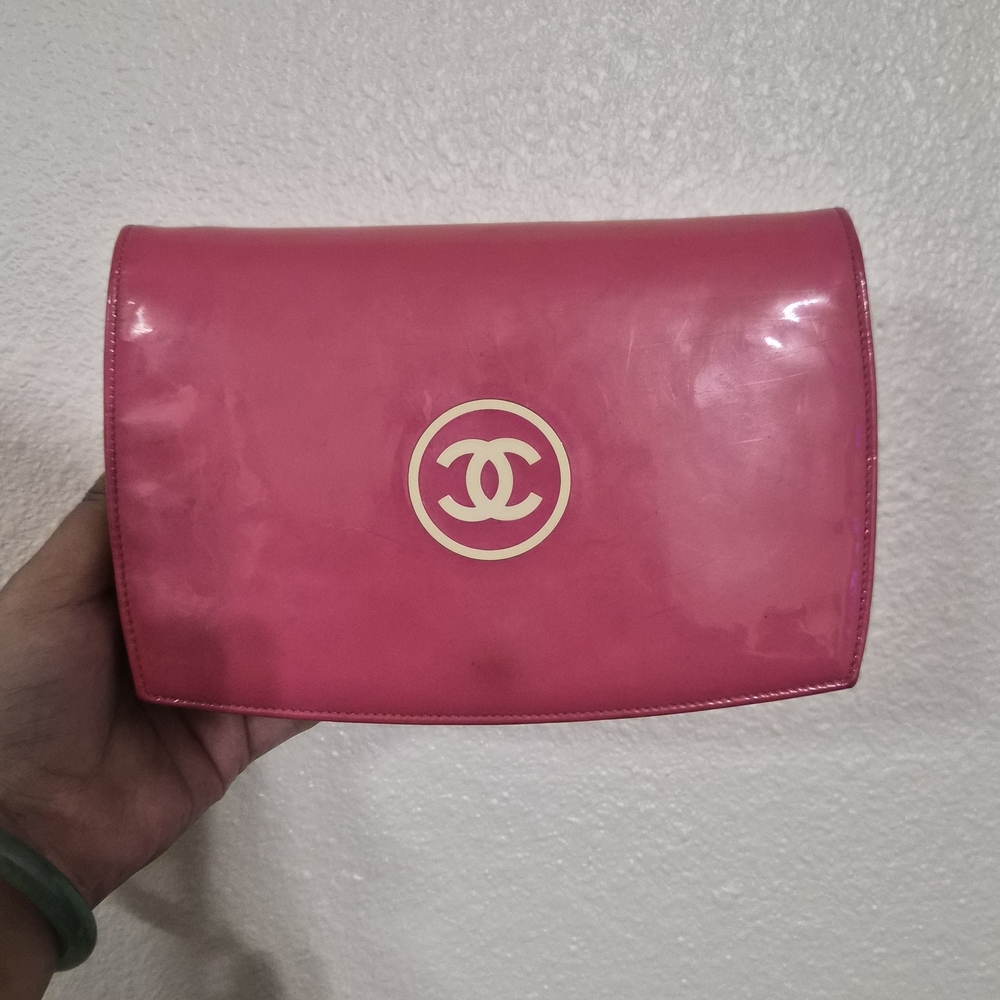 Chanel Patent Pink Wallet On Chain - Picture 2 of 14